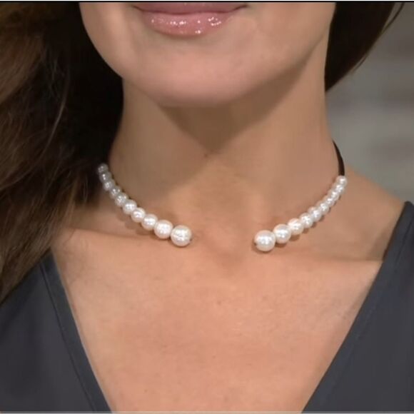 Honora Pearl Necklace - Picture 4 of 7